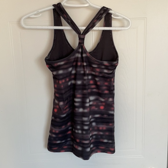 Champion Workout Tank - Picture 2 of 3